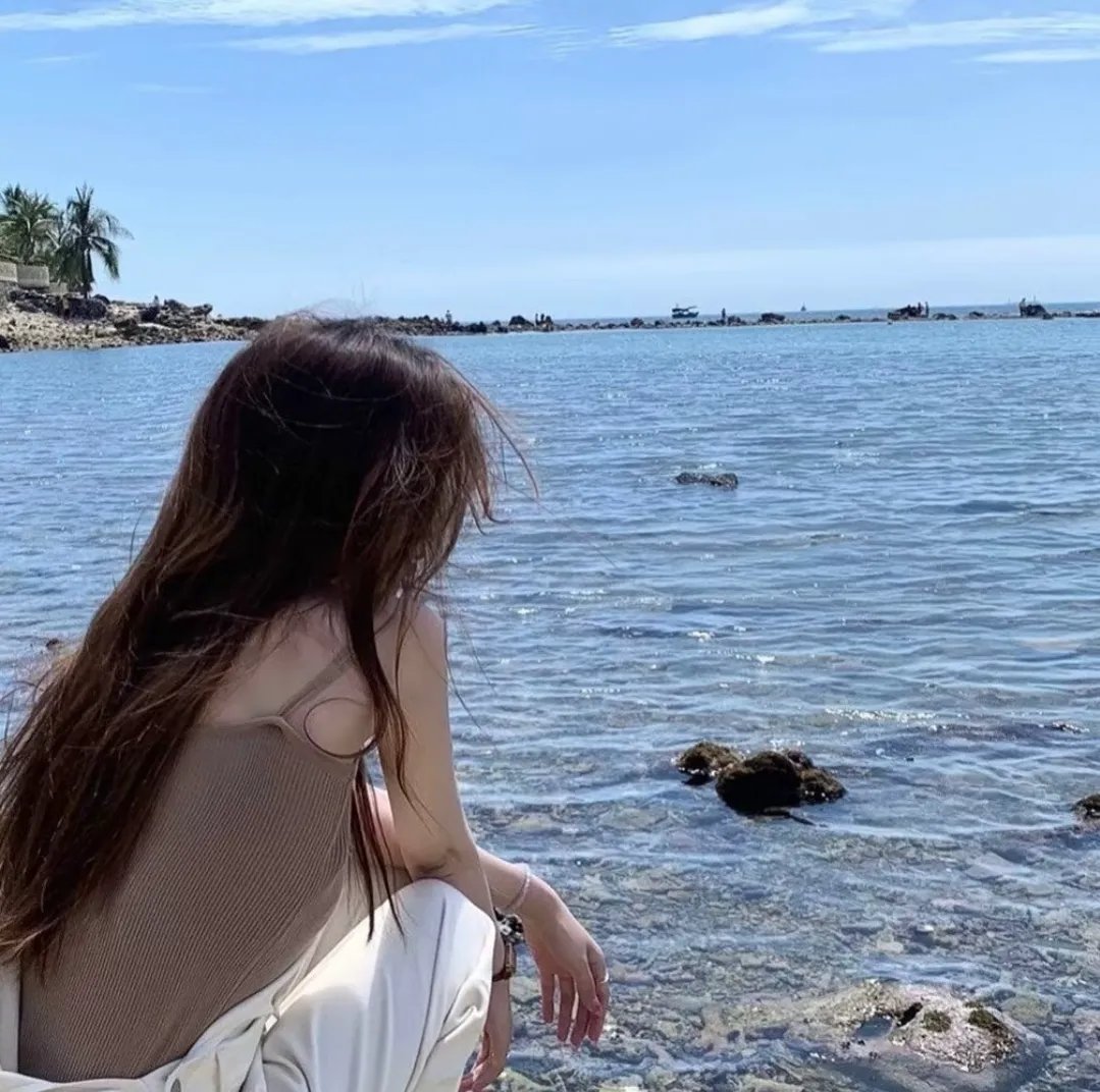 海滩度假者